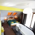Séjour chez l'habitant Sona Baile