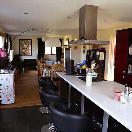 Sona Baile Homestay *