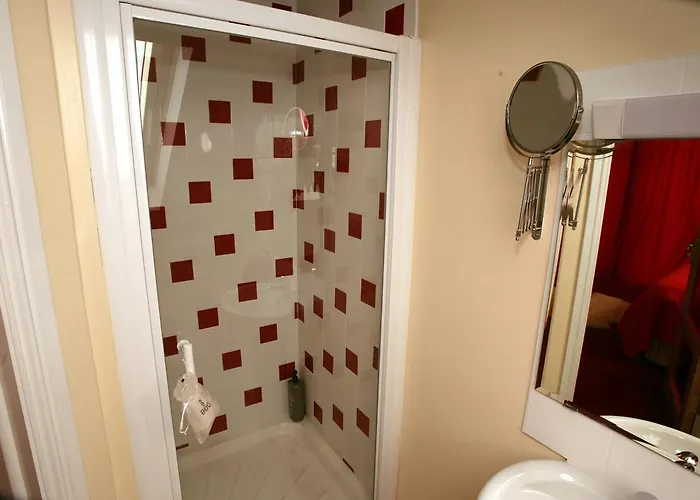 Quarto em Acomodações Particulares Sona Baile *